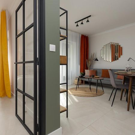 Lakeview Apartment Kapelanow Armii Krajowej By Noclegi Renters Varşova Dış mekan fotoğraf